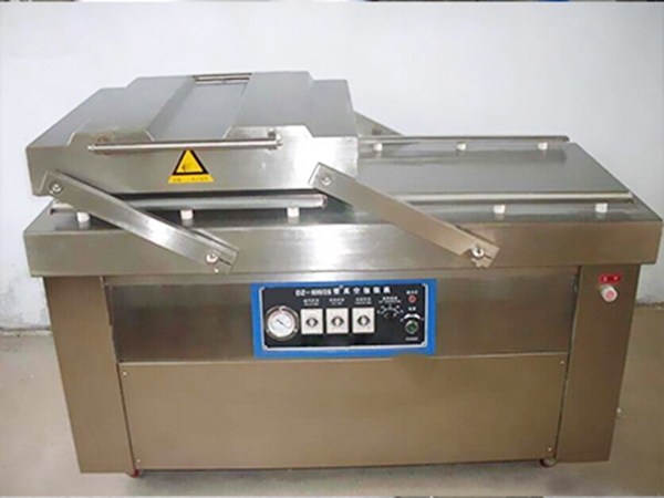 Model 700 vacuum packaging machine